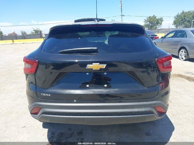 2026 CHEVROLET TRAX FWD LS 17