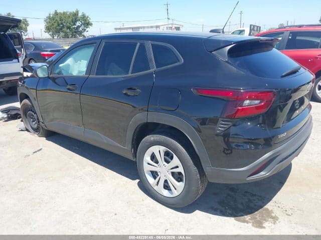 2026 CHEVROLET TRAX FWD LS 3