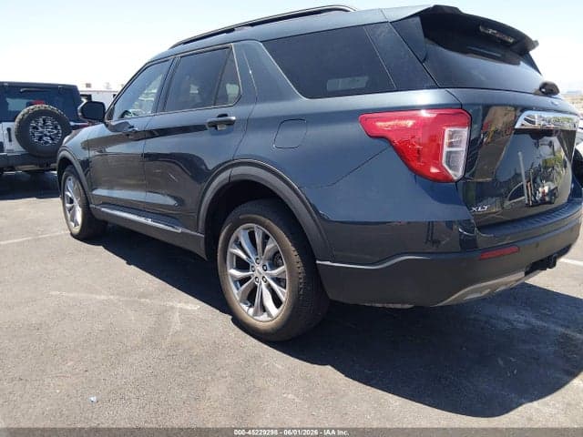 2023 FORD EXPLORER XLT 3