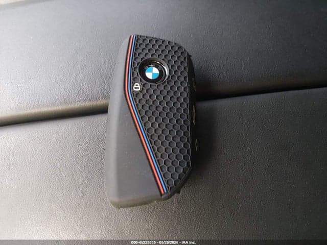 2024 BMW XM 11