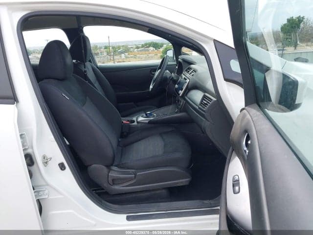 2022 NISSAN LEAF S PLUS 62 KWH 5
