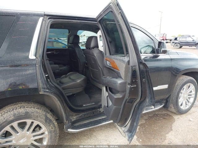 2018 CADILLAC ESCALADE STANDARD 8