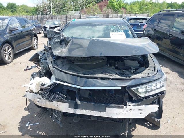 2018 ACURA RLX 12
