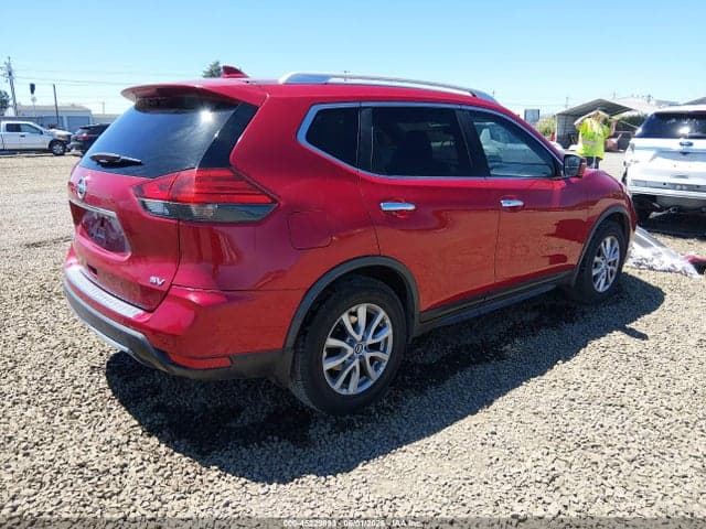 2017 NISSAN ROGUE SV 4