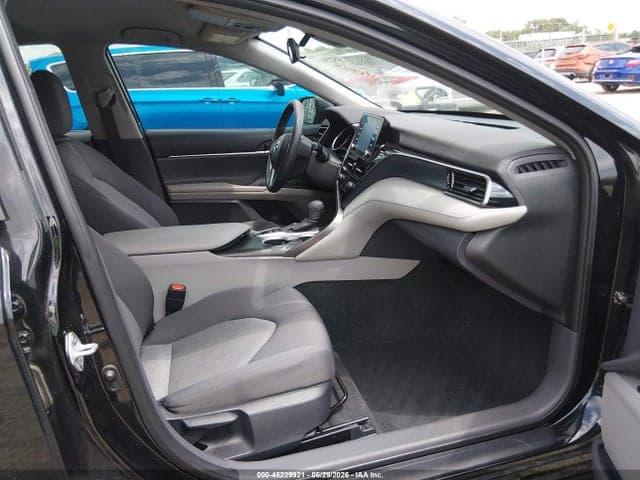 2023 TOYOTA CAMRY LE HYBRID 5