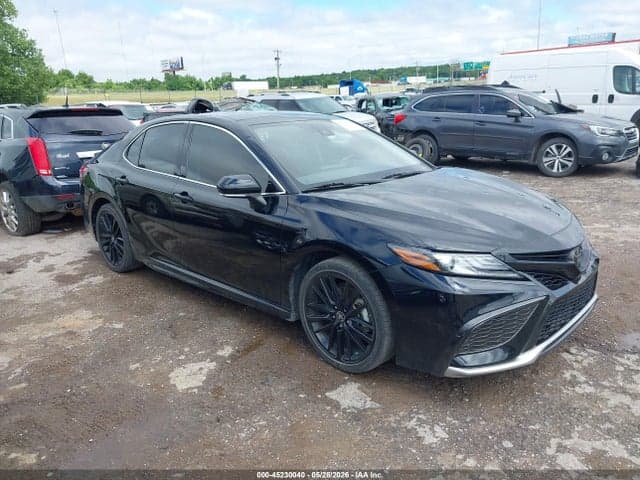 2022 TOYOTA CAMRY XSE 1