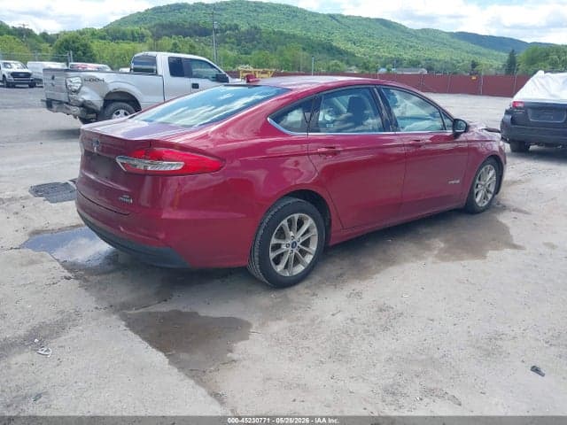 2019 FORD FUSION HYBRID SE 4