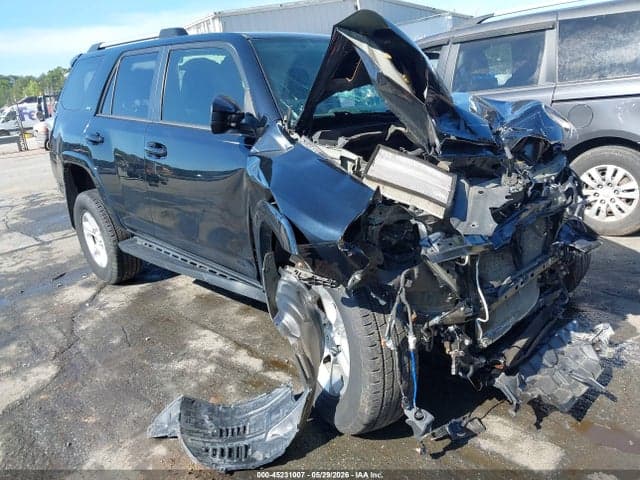 2019 TOYOTA 4RUNNER SR5 - 1