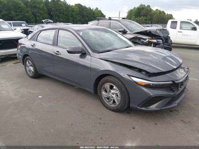 2024 HYUNDAI ELANTRA SE 1