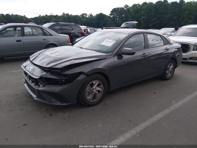 2024 HYUNDAI ELANTRA SE 2