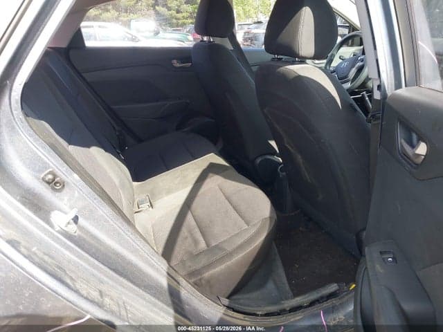 2019 HYUNDAI ACCENT SE 8