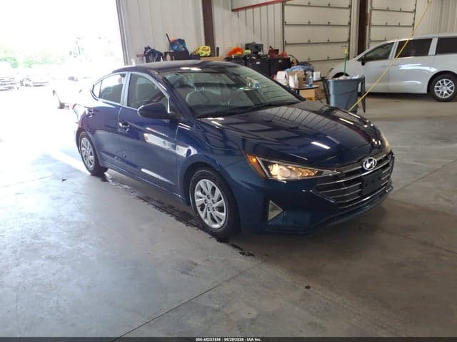 2020 HYUNDAI ELANTRA SE 1