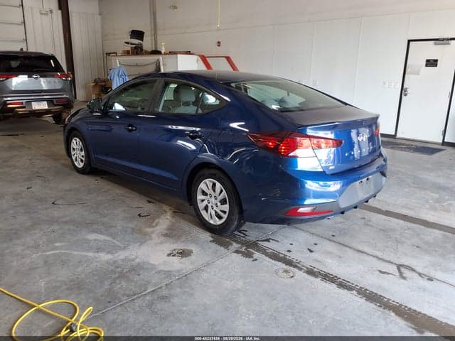 2020 HYUNDAI ELANTRA SE 3