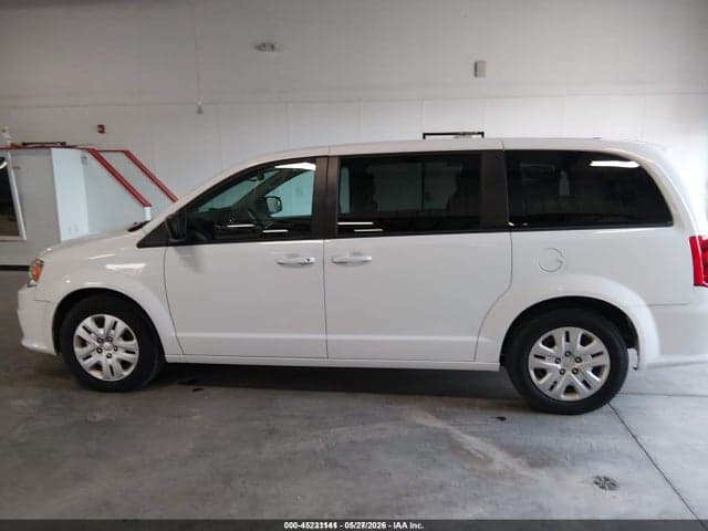 2018 DODGE GRAND CARAVAN SE 14
