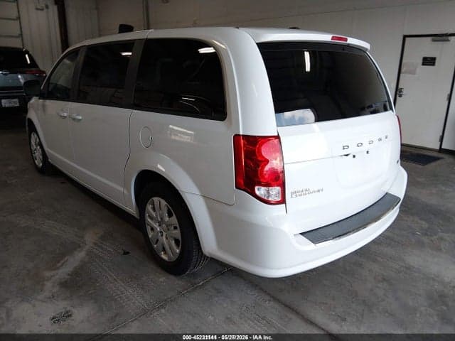 2018 DODGE GRAND CARAVAN SE 3