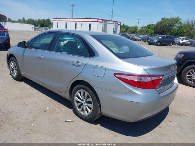 2017 TOYOTA CAMRY LE 3