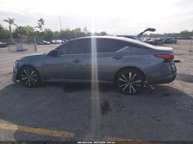 2022 NISSAN ALTIMA SR FWD 15