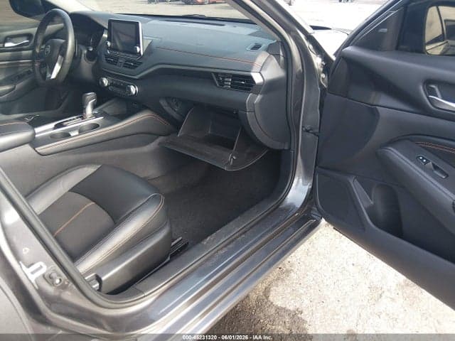 2022 NISSAN ALTIMA SR FWD 5