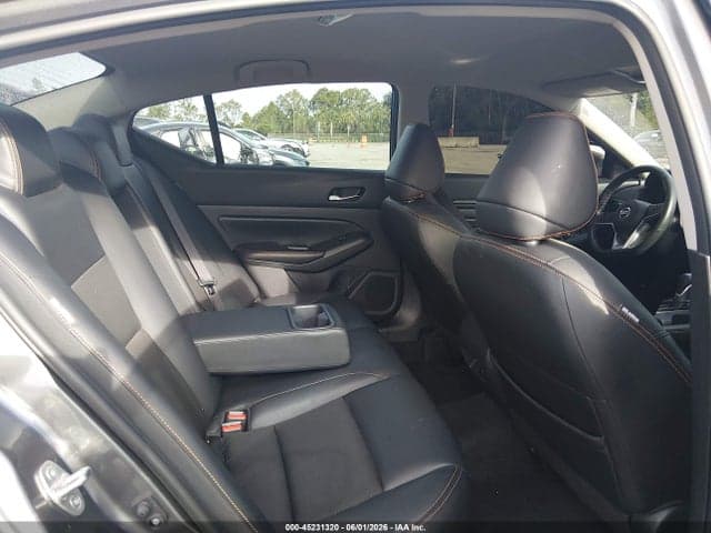 2022 NISSAN ALTIMA SR FWD 8