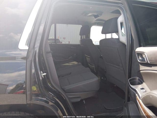2017 CHEVROLET TAHOE LS 8