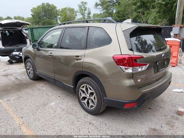 2023 SUBARU FORESTER PREMIUM 3