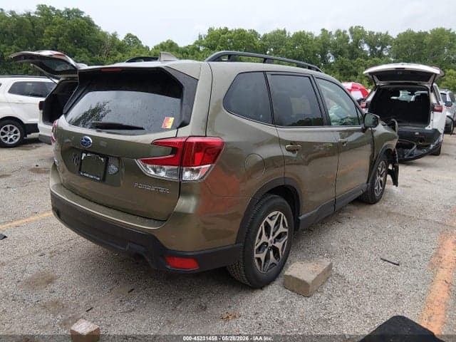 2023 SUBARU FORESTER PREMIUM 4
