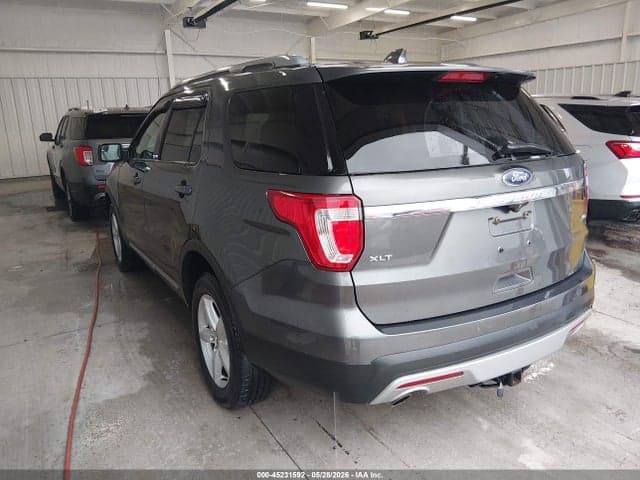 2017 FORD EXPLORER XLT 4