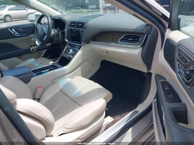 2018 LINCOLN CONTINENTAL SELECT 5
