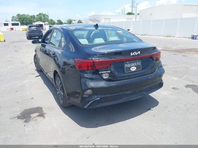 2022 KIA FORTE LXS 4