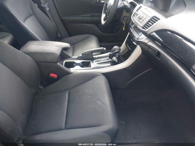 2017 HONDA ACCORD LX 5