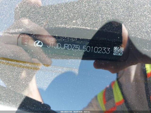 2020 LEXUS NX 300H 9