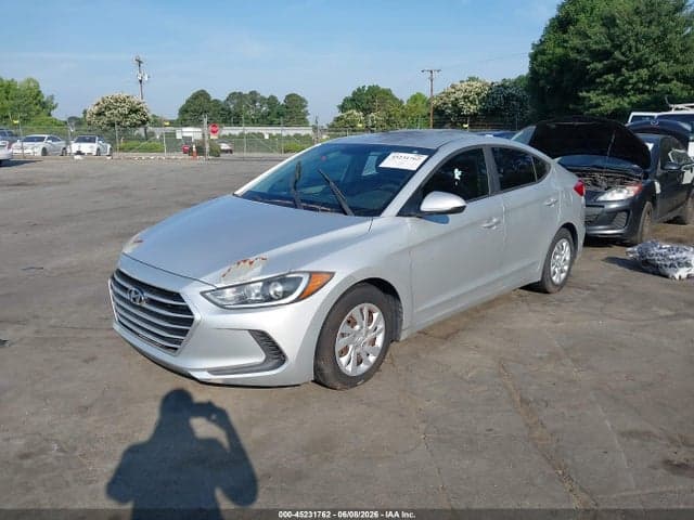 2018 HYUNDAI ELANTRA SE 2