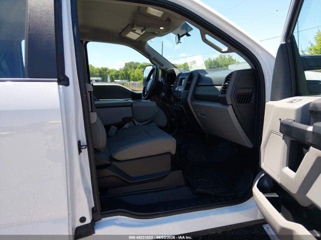 2017 FORD F-450 CHASSIS XL 5