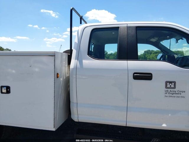 2017 FORD F-450 CHASSIS XL 8