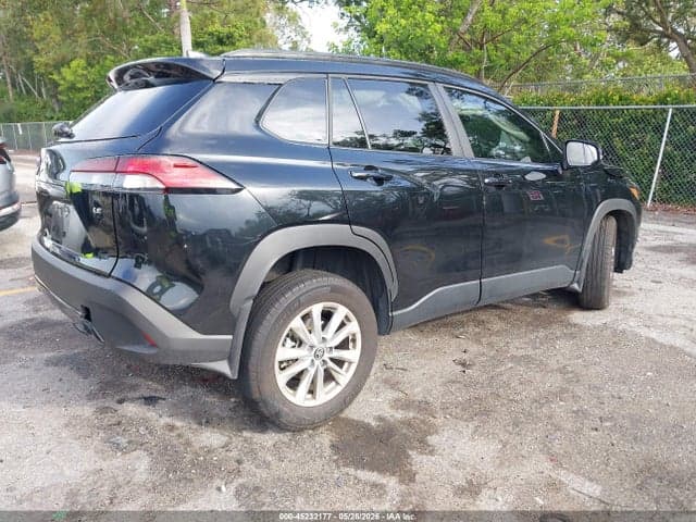 2026 TOYOTA COROLLA CROSS LE 4