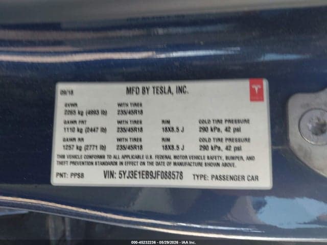 2018 TESLA MODEL 3 LONG RANGE/PERFORMANCE 9