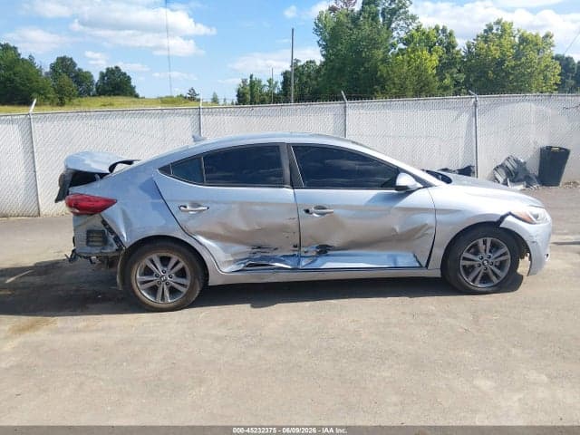 2017 HYUNDAI ELANTRA SE 14