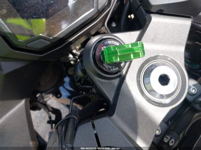 2025 KAWASAKI ZX1100 H 11