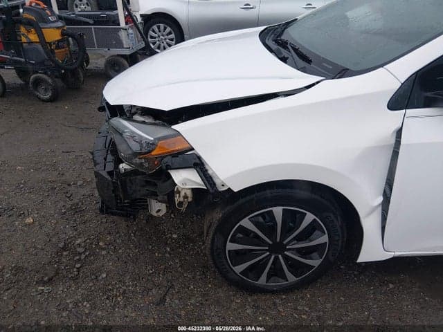 2019 TOYOTA COROLLA LE 18