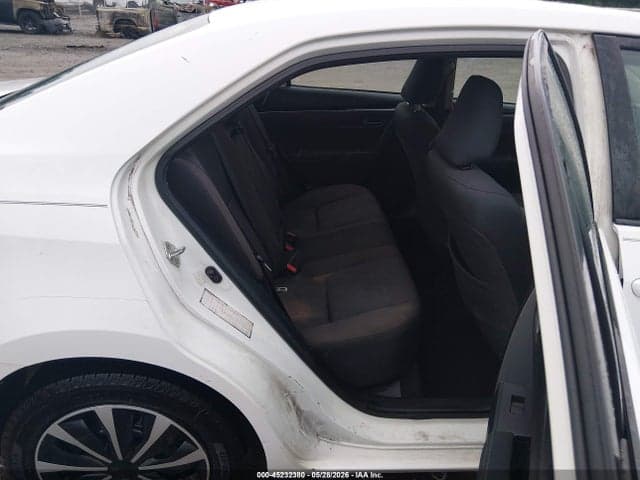 2019 TOYOTA COROLLA LE 8