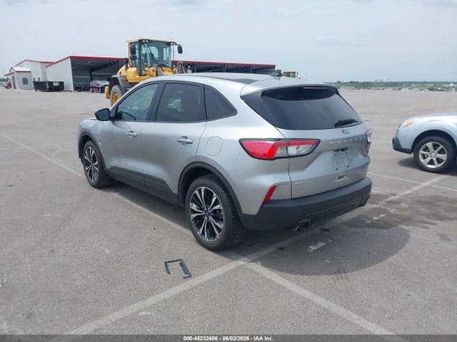 2021 FORD ESCAPE SE 3