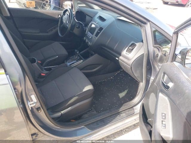 2017 KIA FORTE S 5