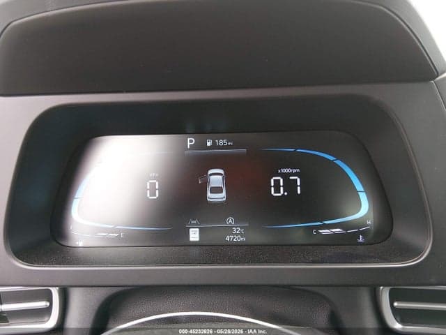 2025 HYUNDAI ELANTRA SE 7