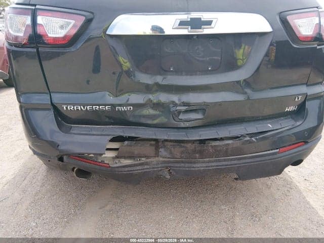 2017 CHEVROLET TRAVERSE 2LT 17