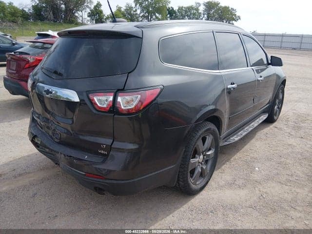 2017 CHEVROLET TRAVERSE 2LT 4