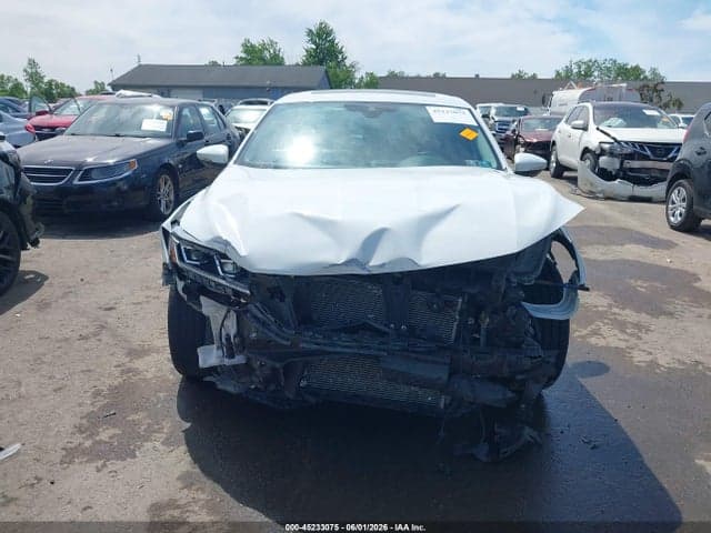 2021 VOLKSWAGEN PASSAT 2.0T SE 13