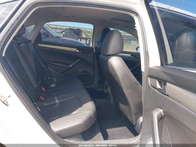 2021 VOLKSWAGEN PASSAT 2.0T SE 8
