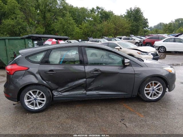 2017 FORD FOCUS SE 6