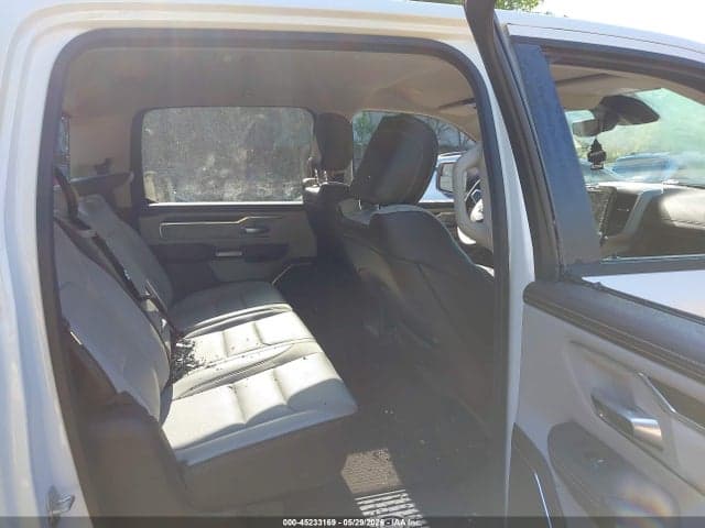 2025 RAM 1500 LARAMIE 8
