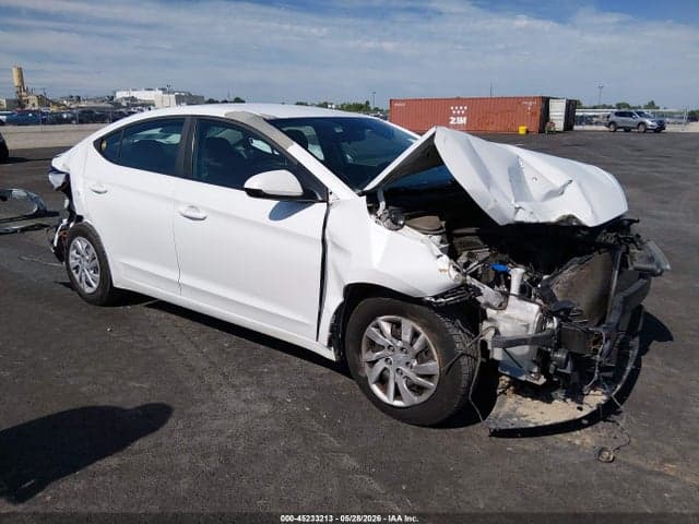 2020 HYUNDAI ELANTRA SE 1